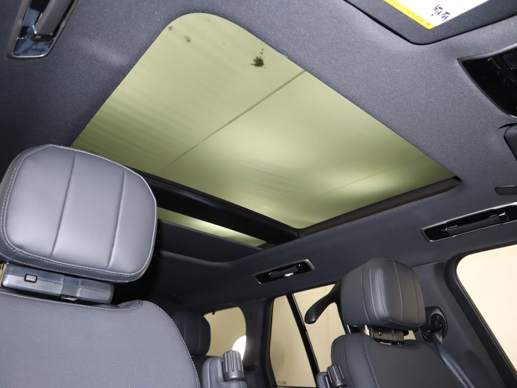 New 2026 Land Rover Range Rover SE image 19