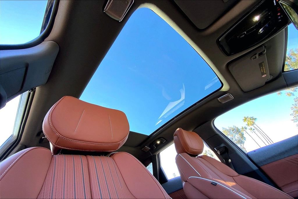 New 2026 Cadillac Optiq Sport 2 image 31