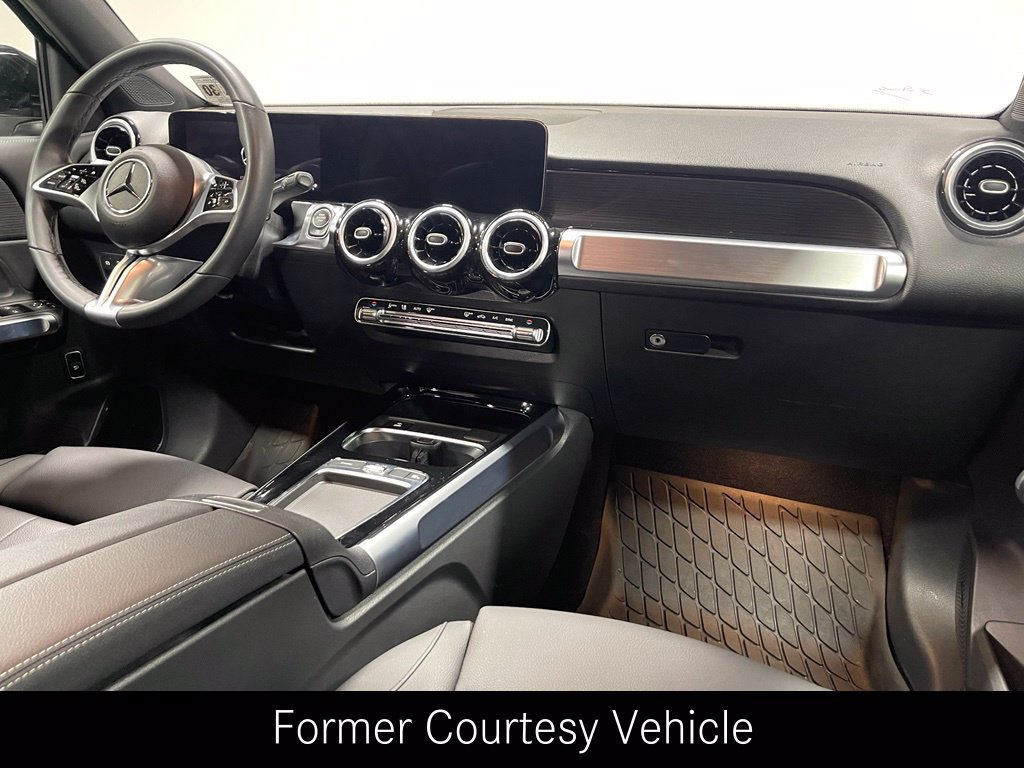 Used 2026 Mercedes-Benz GLB 250 4MATIC image 28