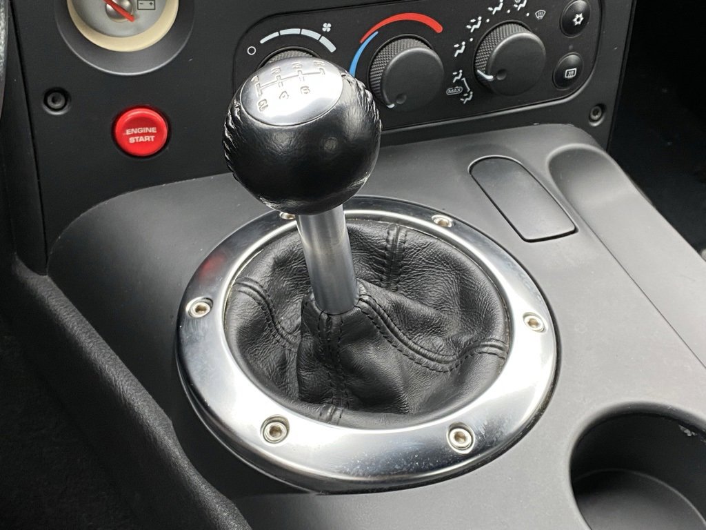 Used 2003 Dodge Viper SRT-10 image 12