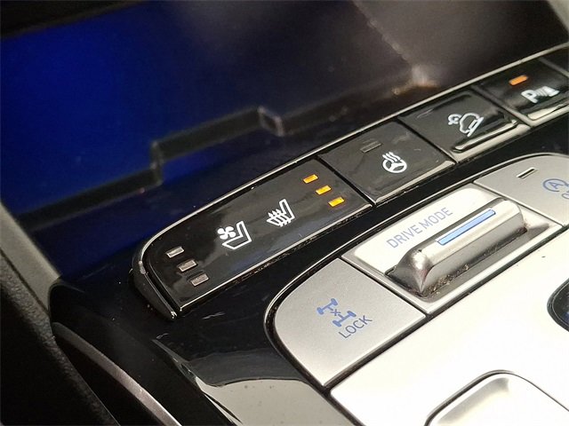 Used 2022 Hyundai Tucson Limited w/ Winter Package image 25