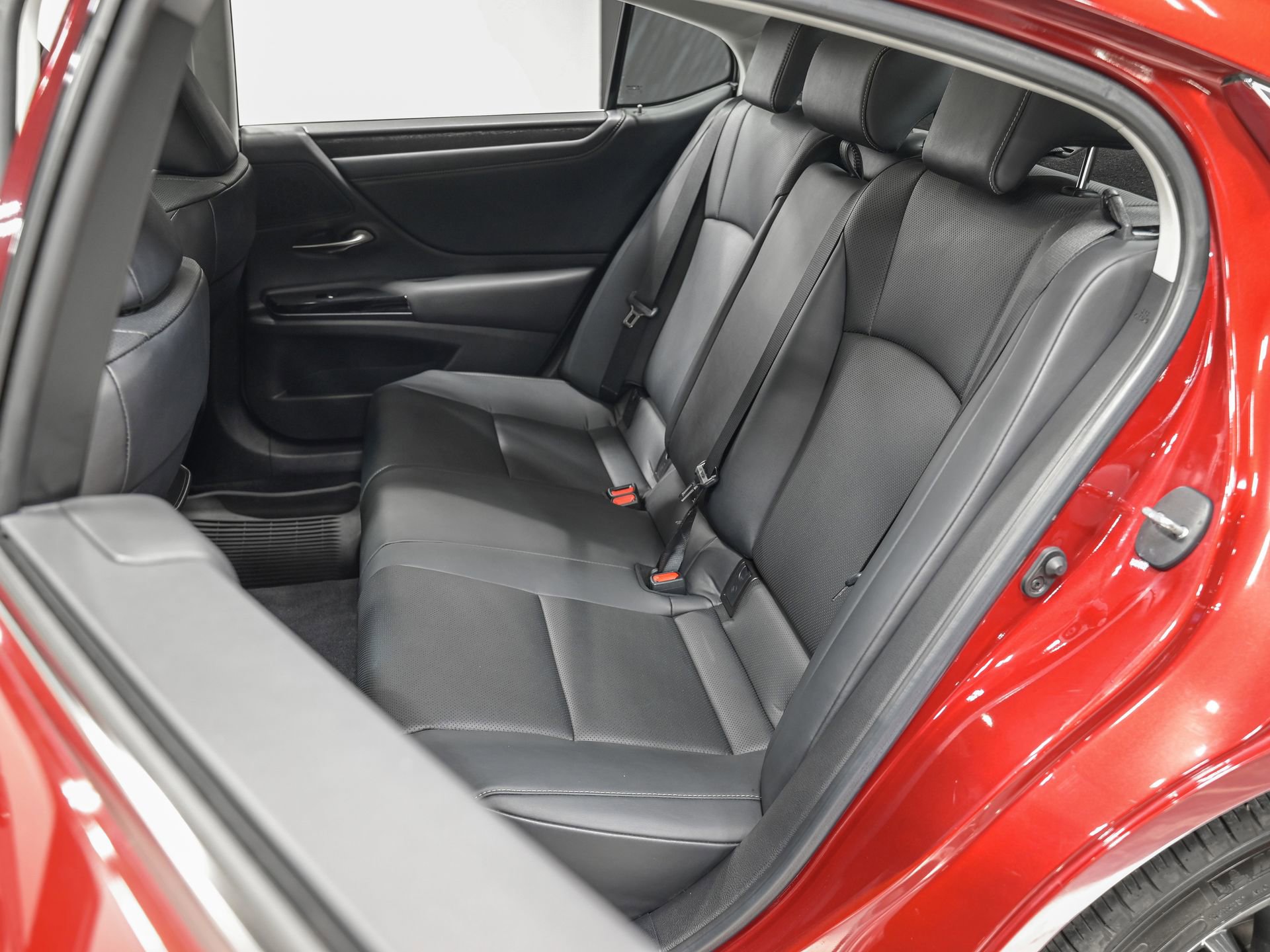 Used 2023 Lexus ES 250 w/ Premium Package image 26