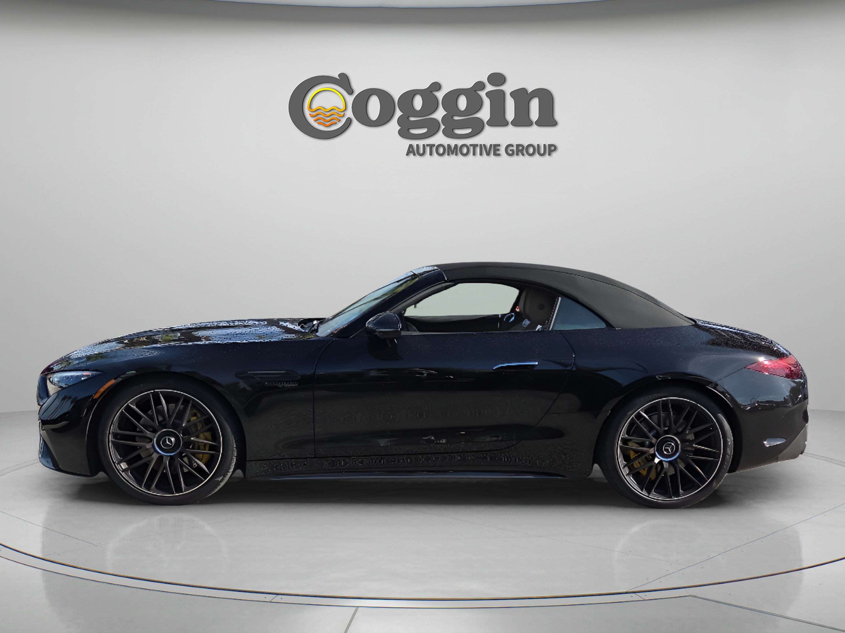 Certified 2025 Mercedes-Benz SL 63 AMG 4MATIC image 2