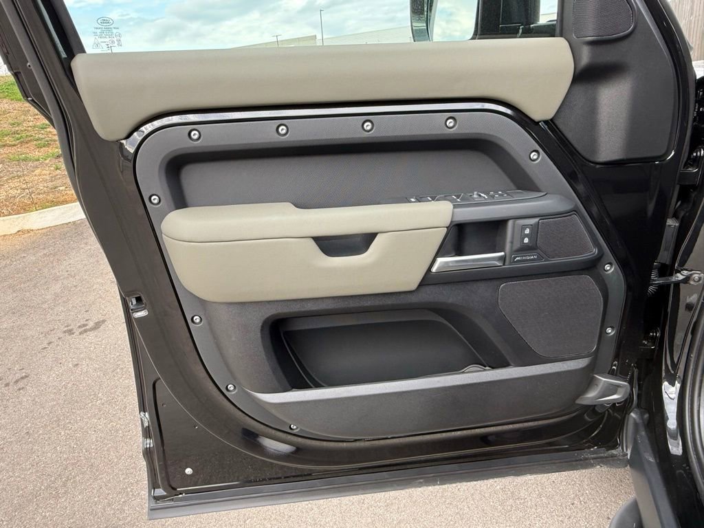 New 2026 Land Rover Defender 110 S image 15