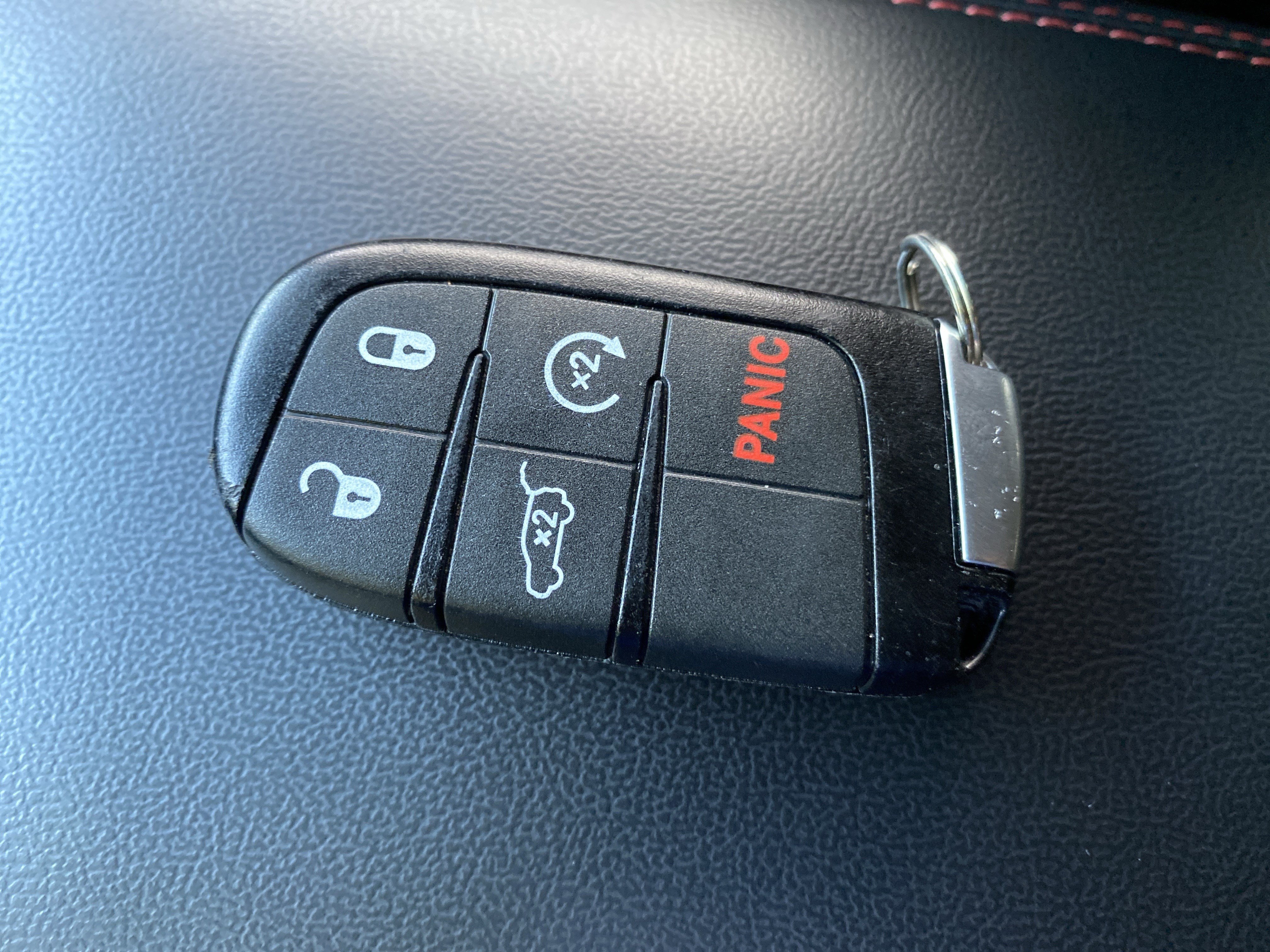 Used 2024 Dodge Durango GT w/ Blacktop Package RWD image 37