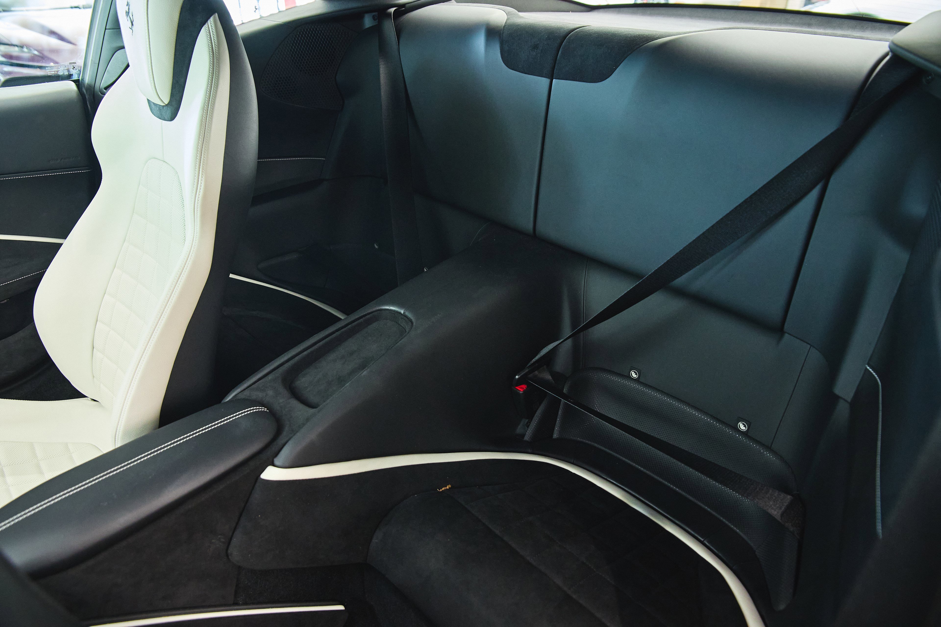 Used 2023 Ferrari Roma image 20