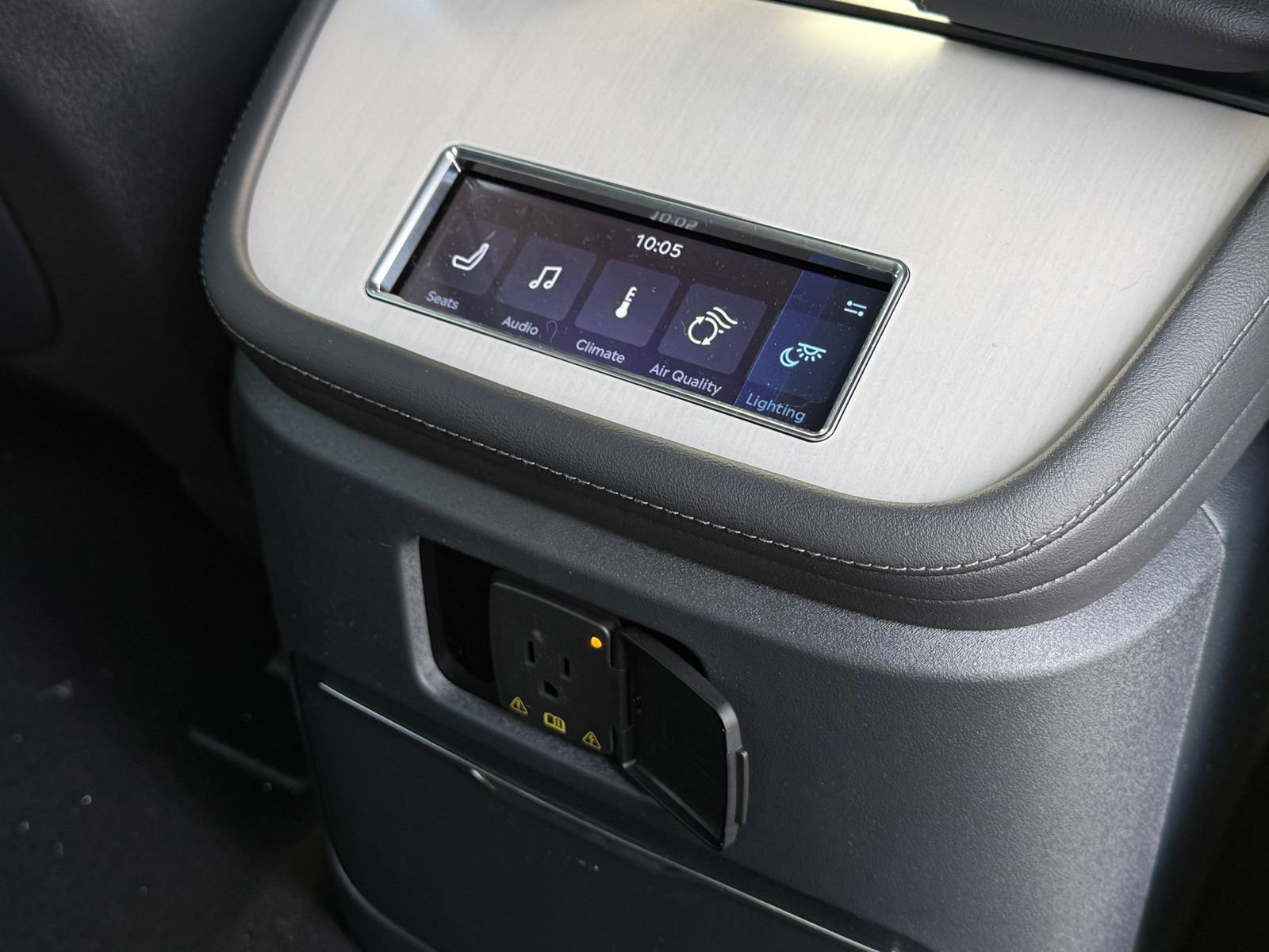 New 2026 Lincoln Navigator Reserve w/ Jet Appearance Package image 13