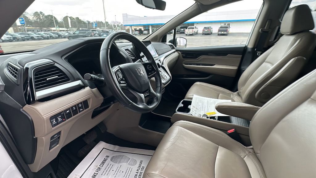 Used 2021 Honda Odyssey Touring image 11