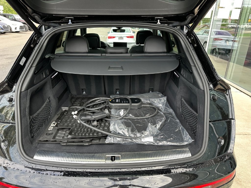 Certified 2023 Audi Q5 e Premium Plus AWD/4WD image 20