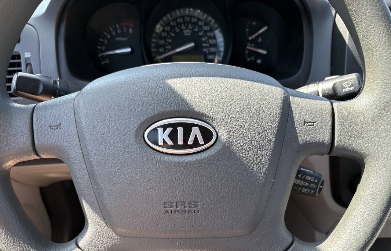Used 2009 Kia Spectra EX FWD image 6