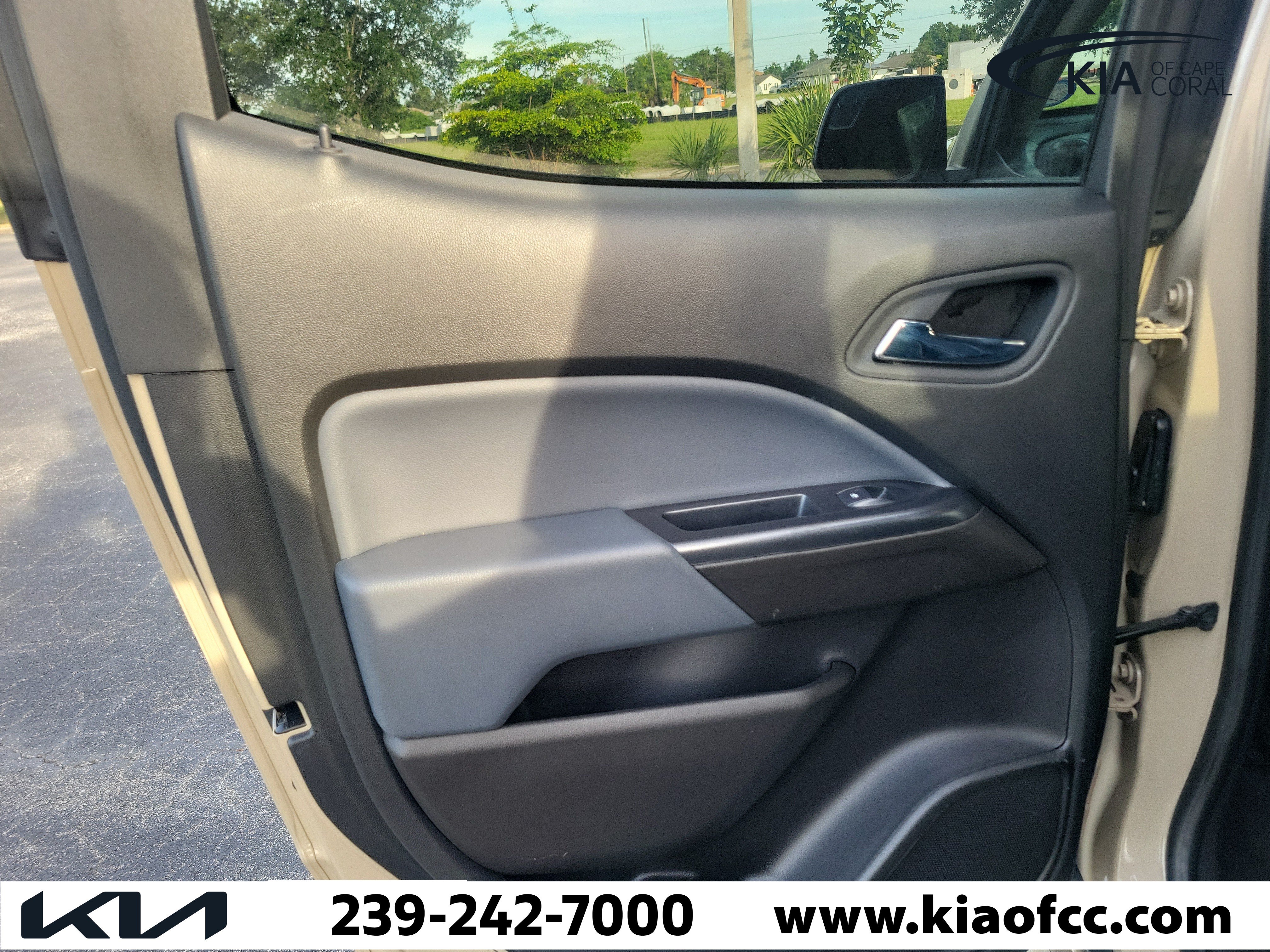 Used 2022 Chevrolet Colorado Z71 AWD/4WD image 14