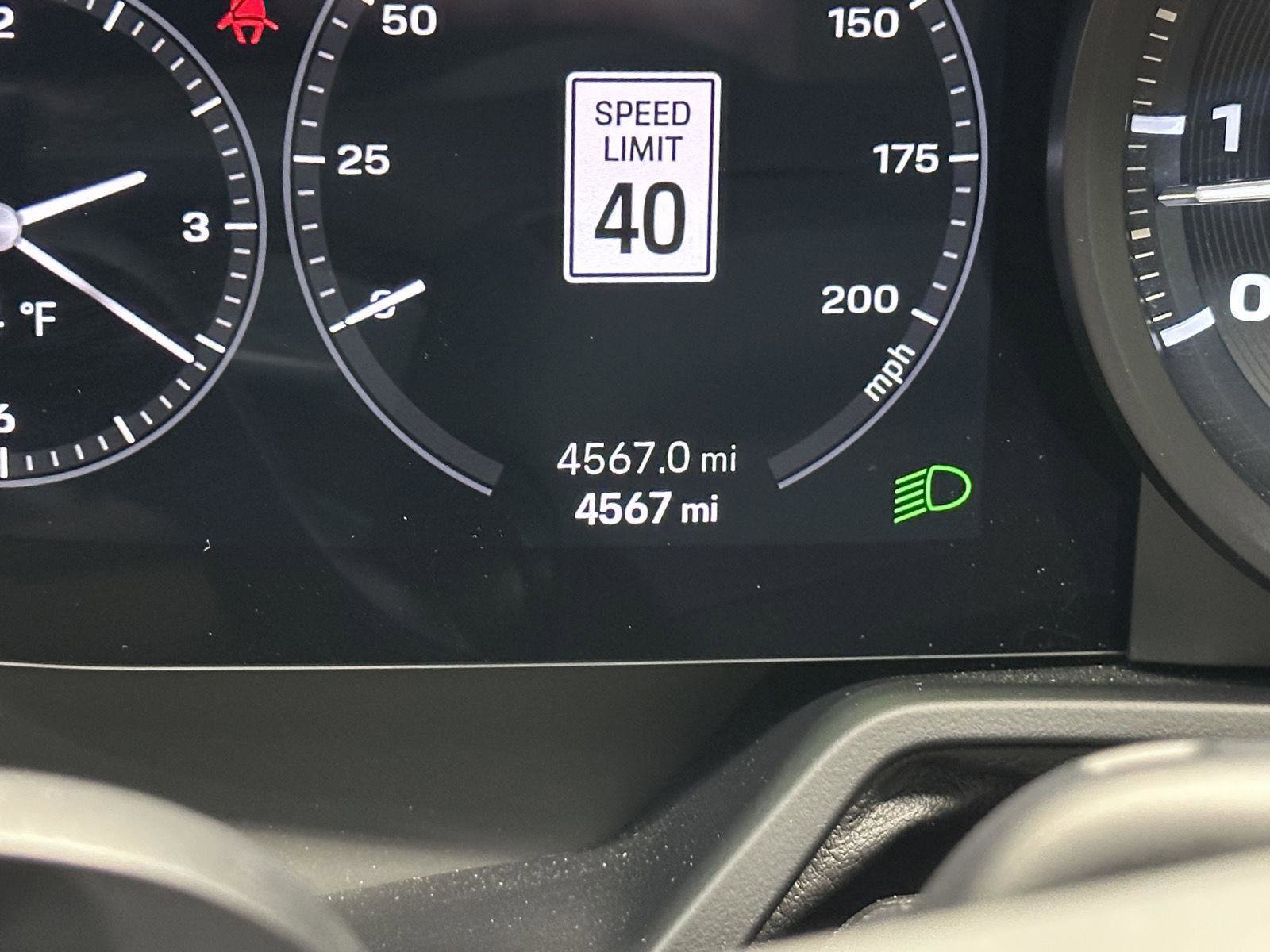 Used 2024 Porsche 911 Targa 4S AWD/4WD image 24