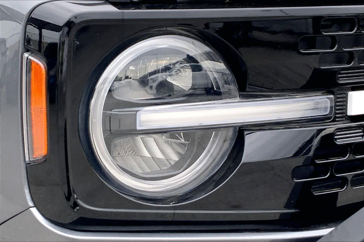 Used 2022 Ford Bronco Wildtrak image 24
