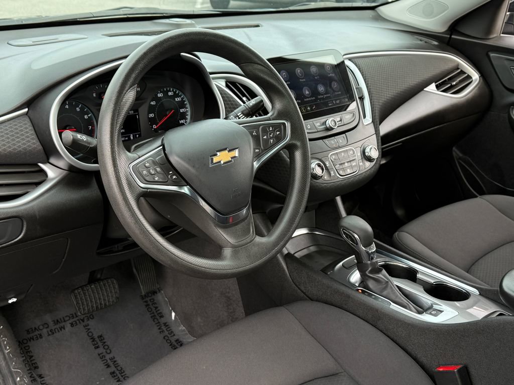 Used 2023 Chevrolet Malibu LT image 18