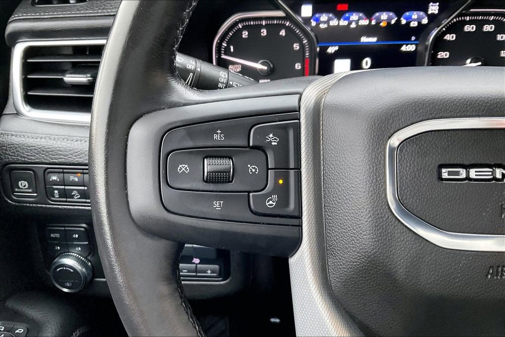 Used 2021 GMC Yukon Denali w/ Denali Ultimate Package image 11