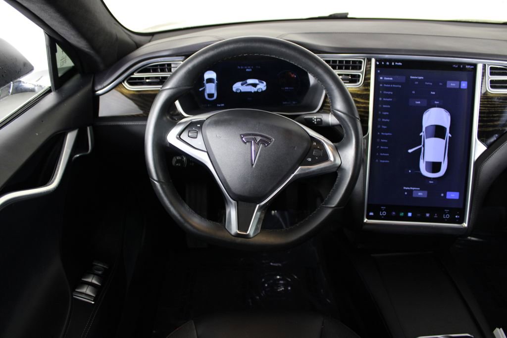 Used 2016 Tesla Model S 70 image 9
