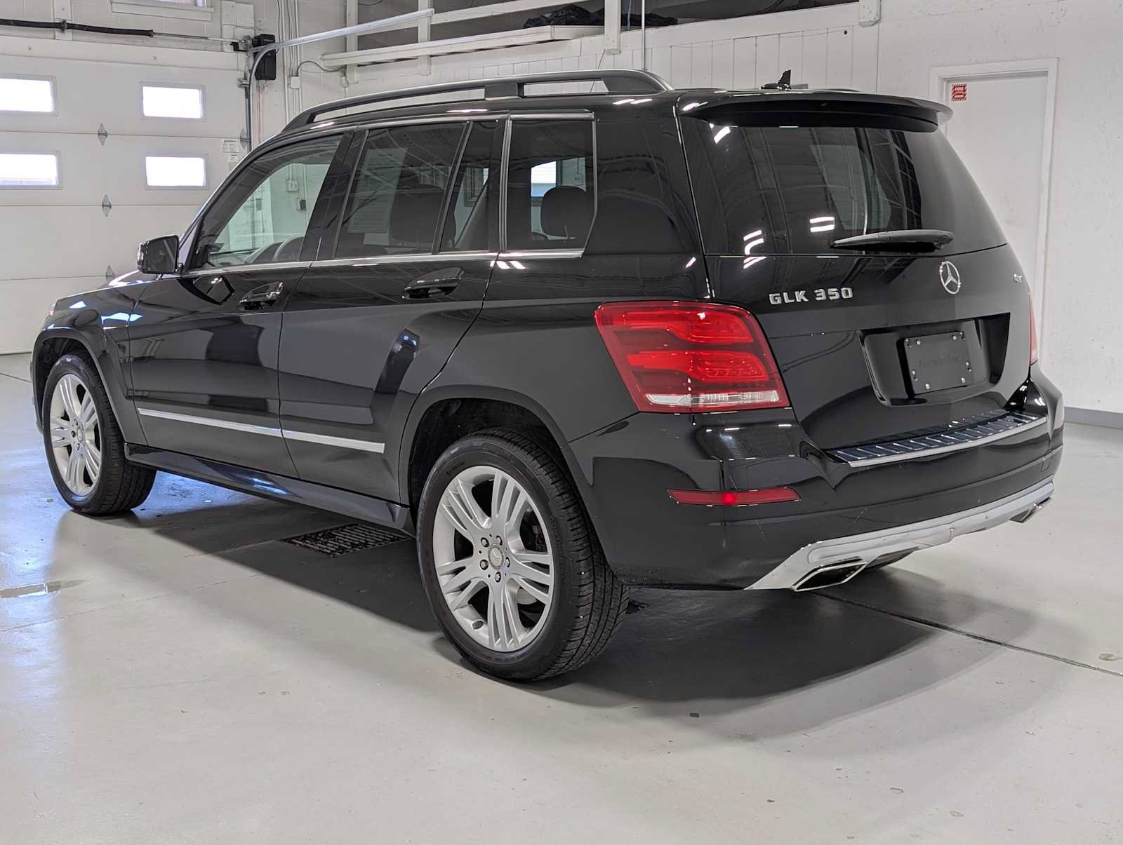 Used 2015 Mercedes-Benz GLK 350 4MATIC image 10