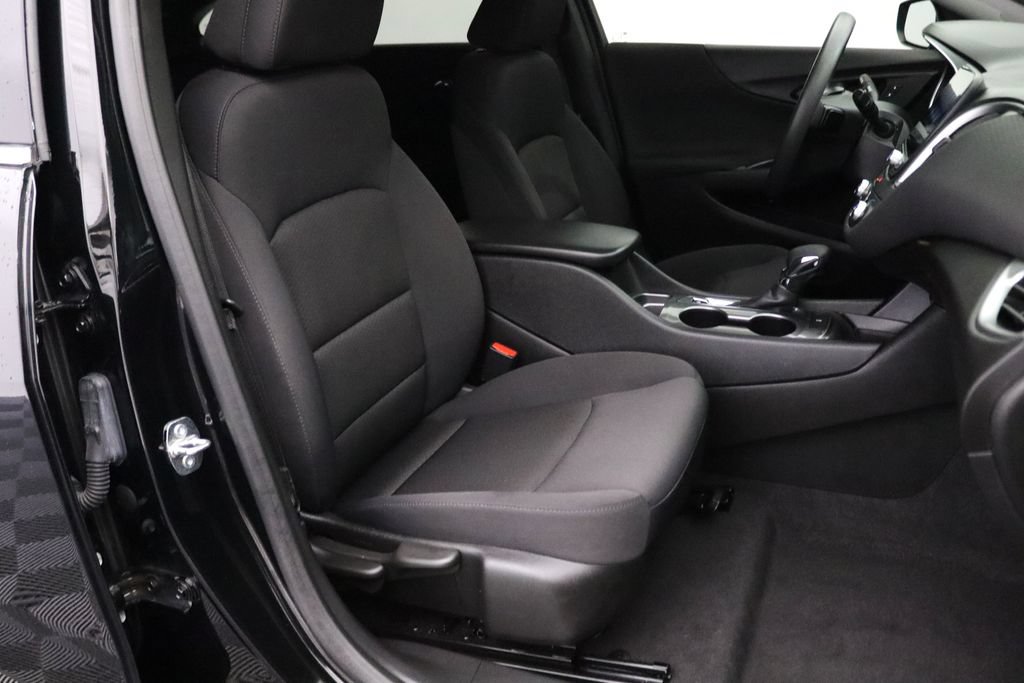 Certified 2023 Chevrolet Malibu LS FWD image 17