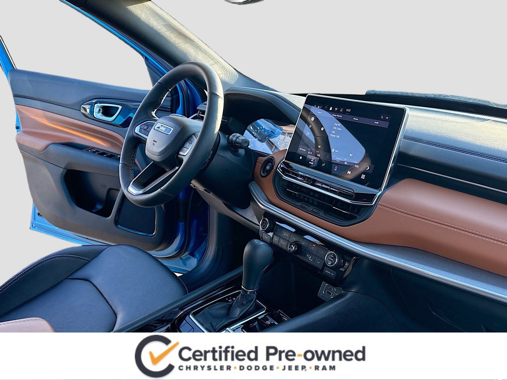 Used 2025 Jeep Compass Limited image 5