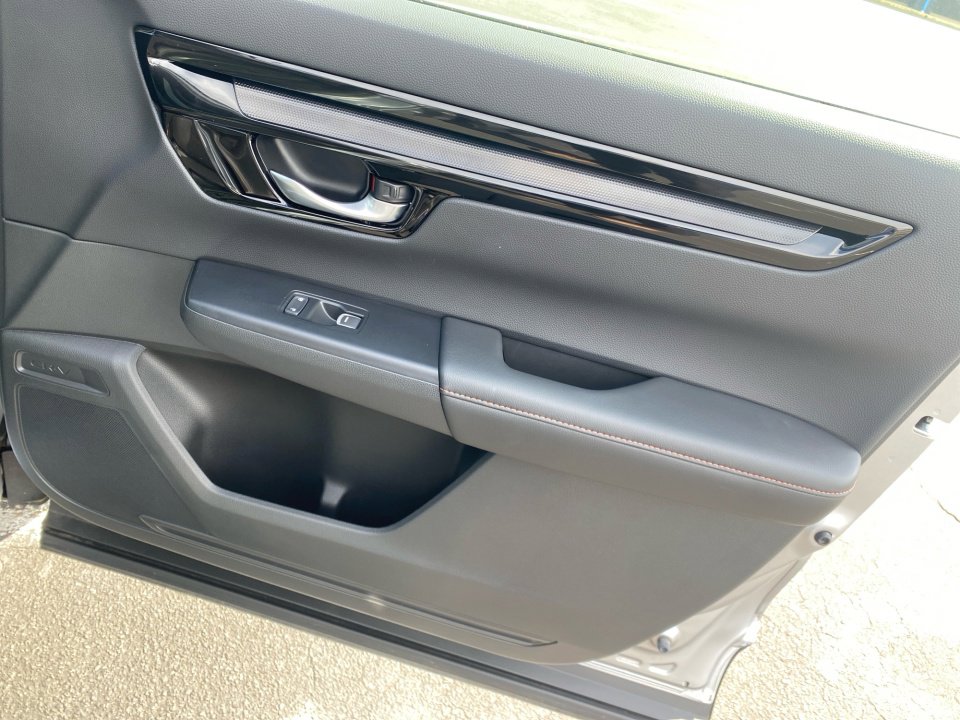 Certified 2024 Honda CR-V Sport Touring image 31