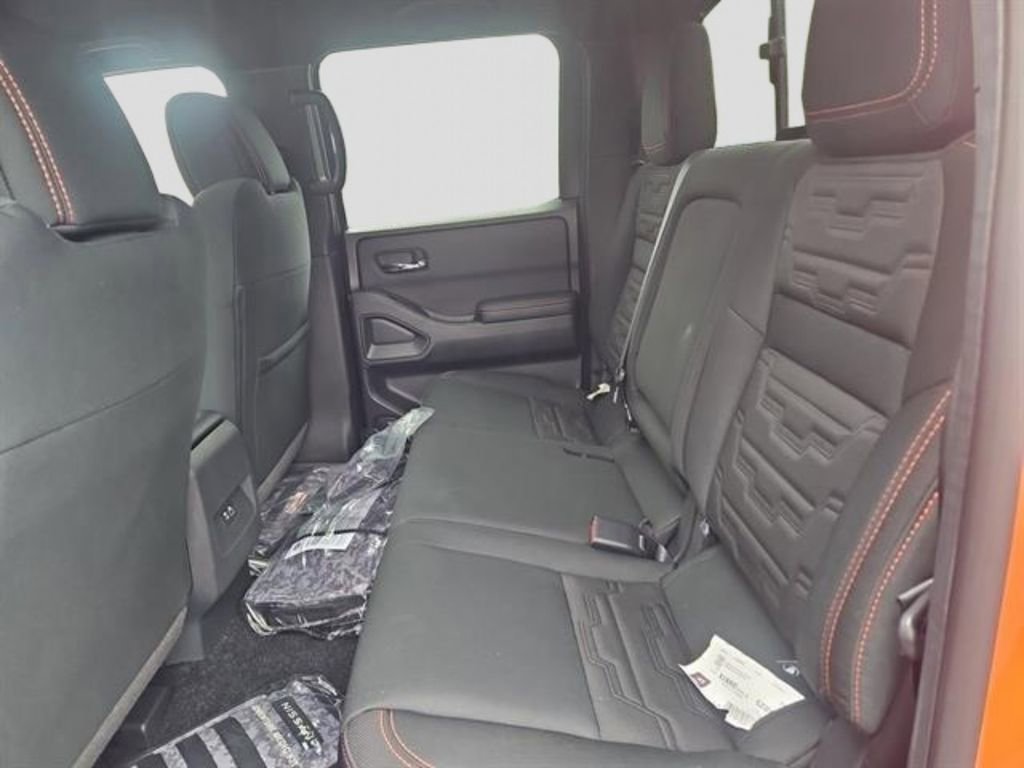 New 2025 Nissan Frontier PRO-4X image 18