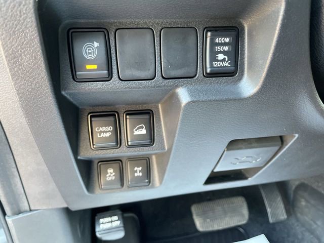 Used 2023 Nissan Frontier PRO-4X w/ Pro-4X Premium Package image 11