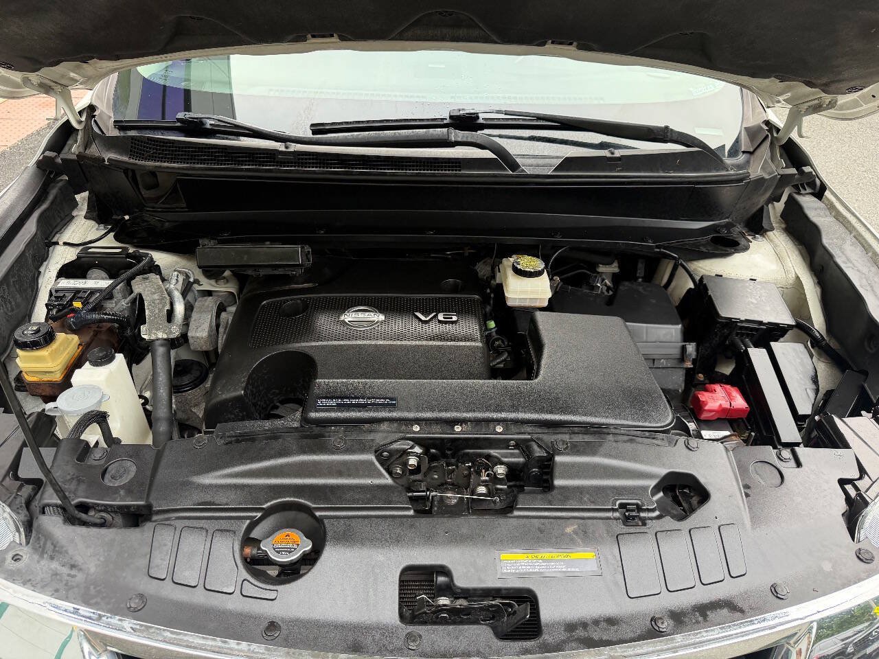 Used 2013 Nissan Pathfinder Platinum AWD/4WD image 24