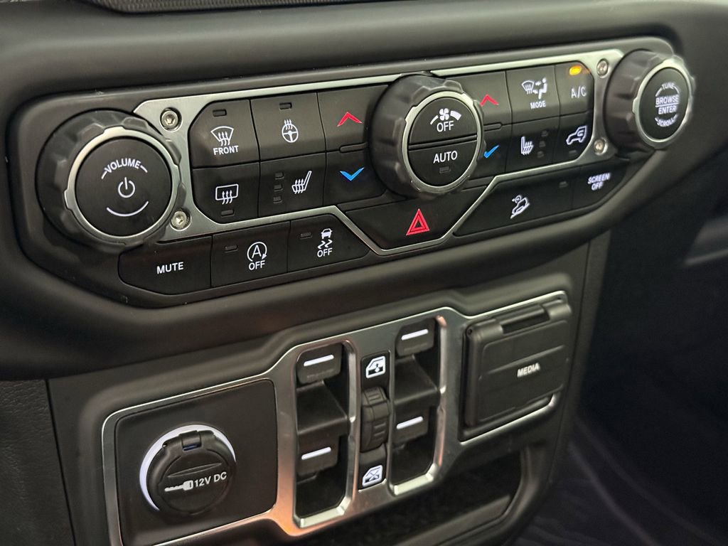 Used 2021 Jeep Wrangler Unlimited Sport image 26