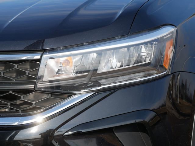 Used 2023 Volkswagen Taos SE image 10