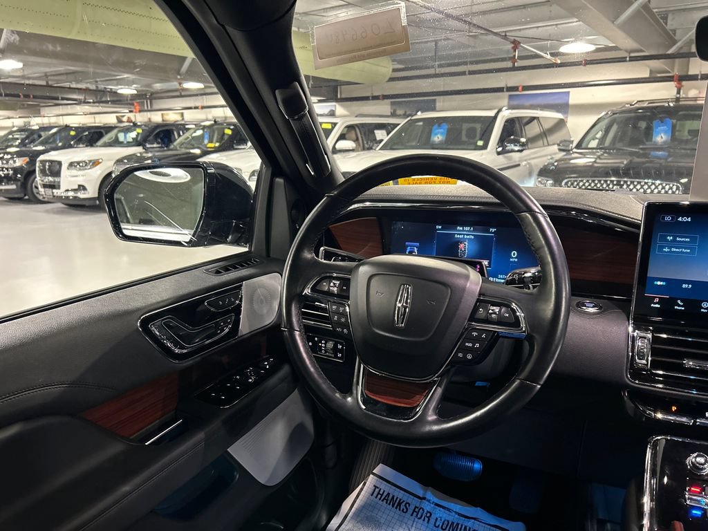 Used 2023 Lincoln Navigator Reserve AWD/4WD image 24