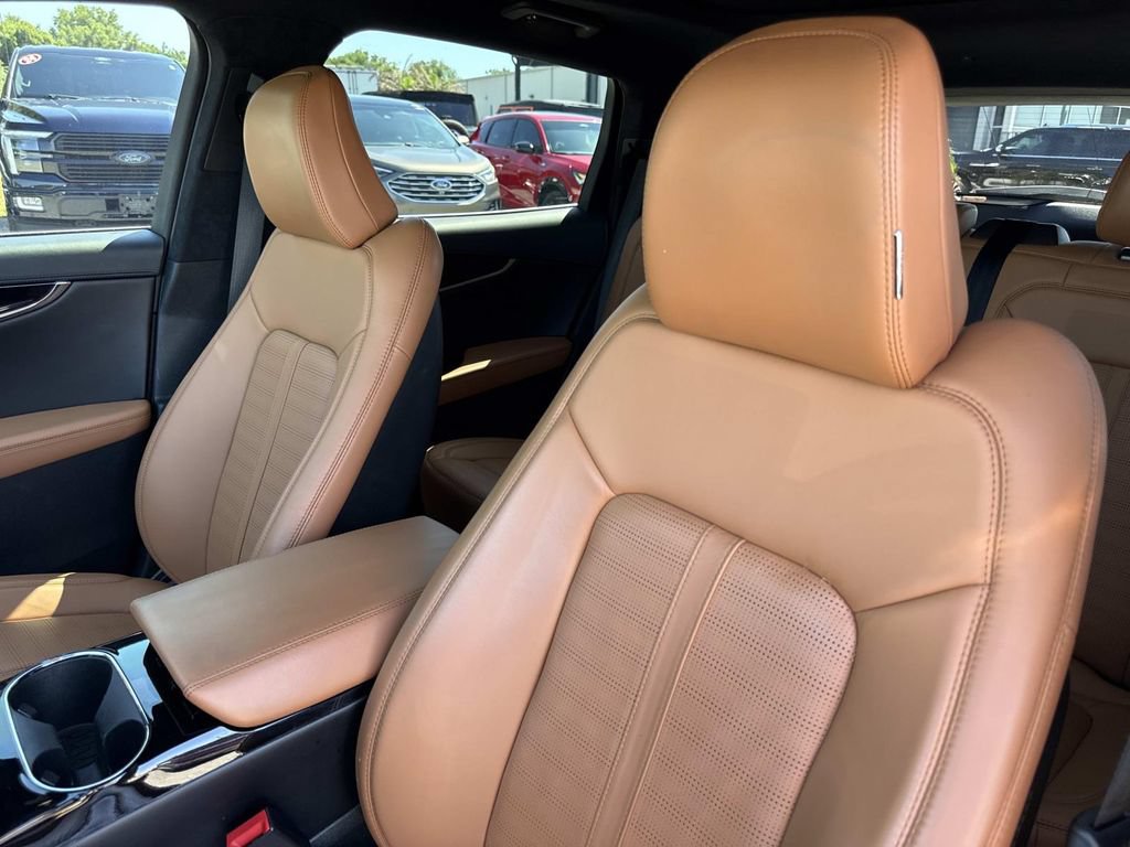 Certified 2023 Lincoln Nautilus Black Label AWD/4WD image 21