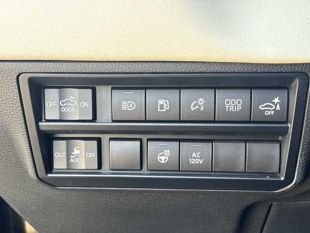 Used 2023 Toyota Tundra Capstone AWD/4WD image 27