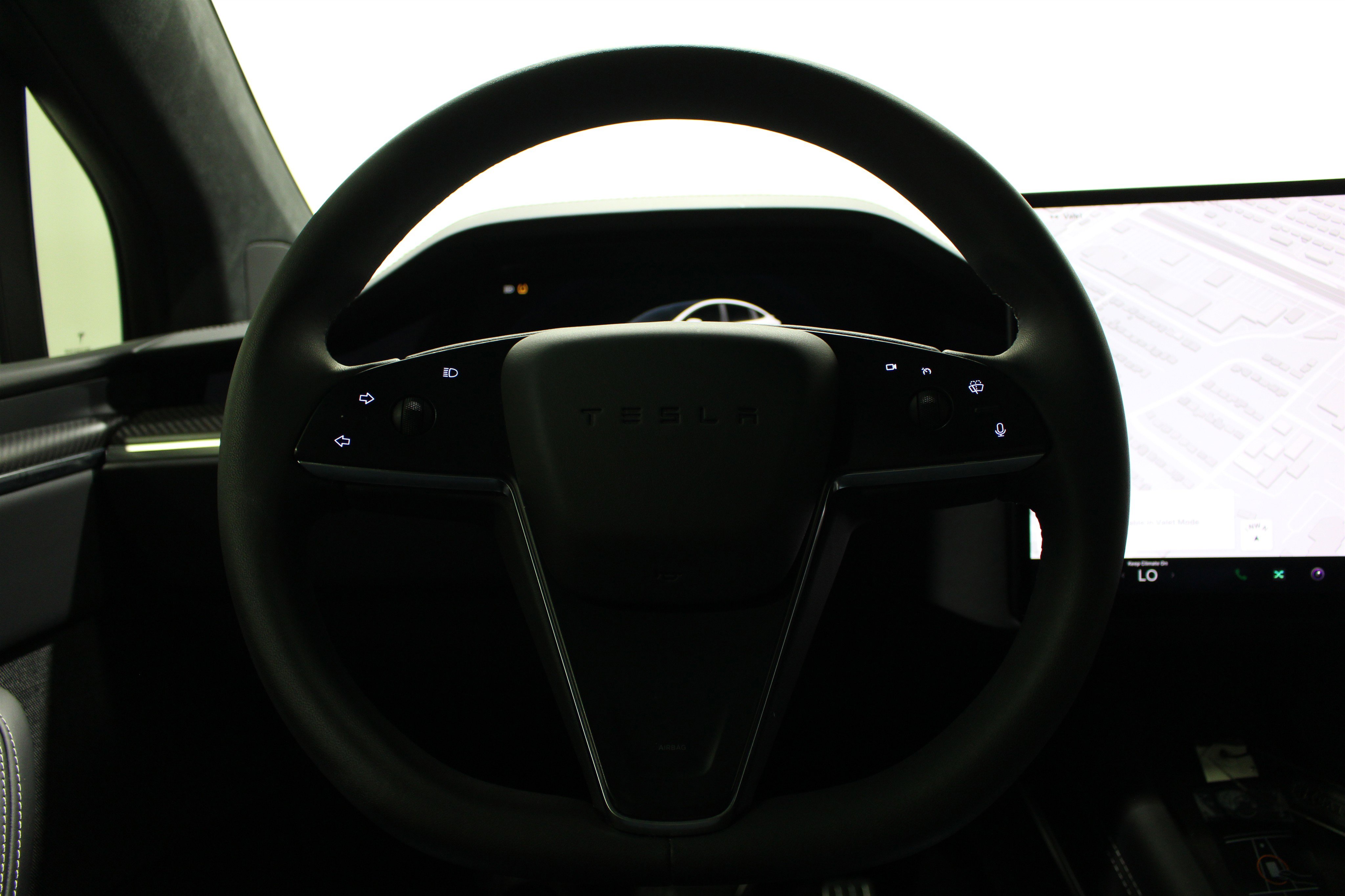 Used 2024 Tesla Model X Plaid AWD/4WD image 9