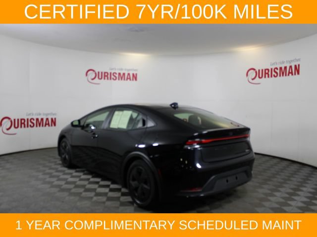 Used 2025 Toyota Prius LE FWD image 6