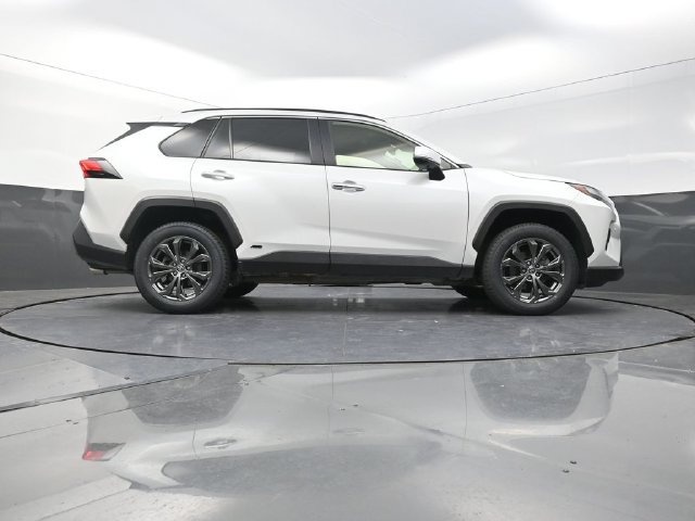 Certified 2024 Toyota RAV4 Limited w/ Advanced Technology Package AWD/4WD image 38