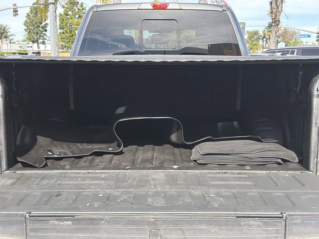 Used 2020 Ford F250 Lariat image 27