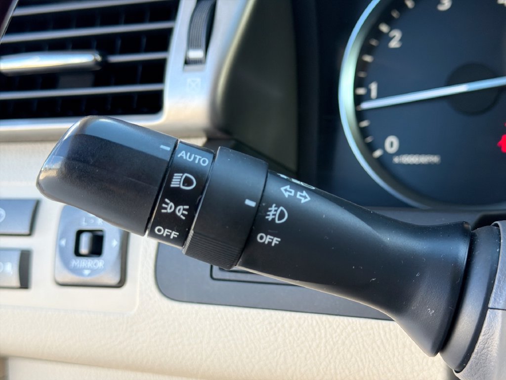 Used 2015 Lexus LX 570 4WD image 28