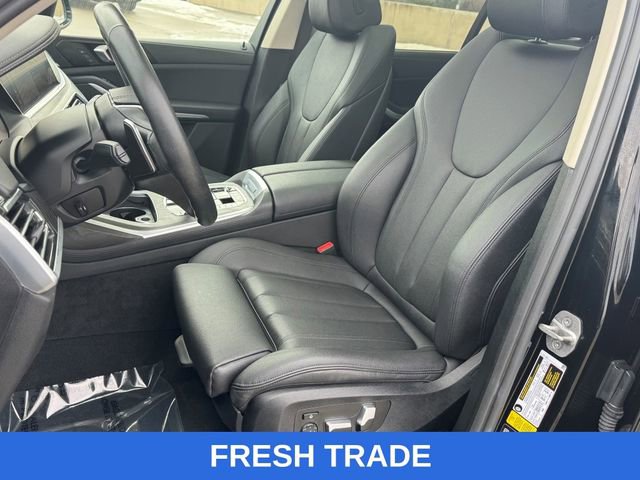 Used 2022 BMW X7 xDrive40i w/ Premium Package image 15