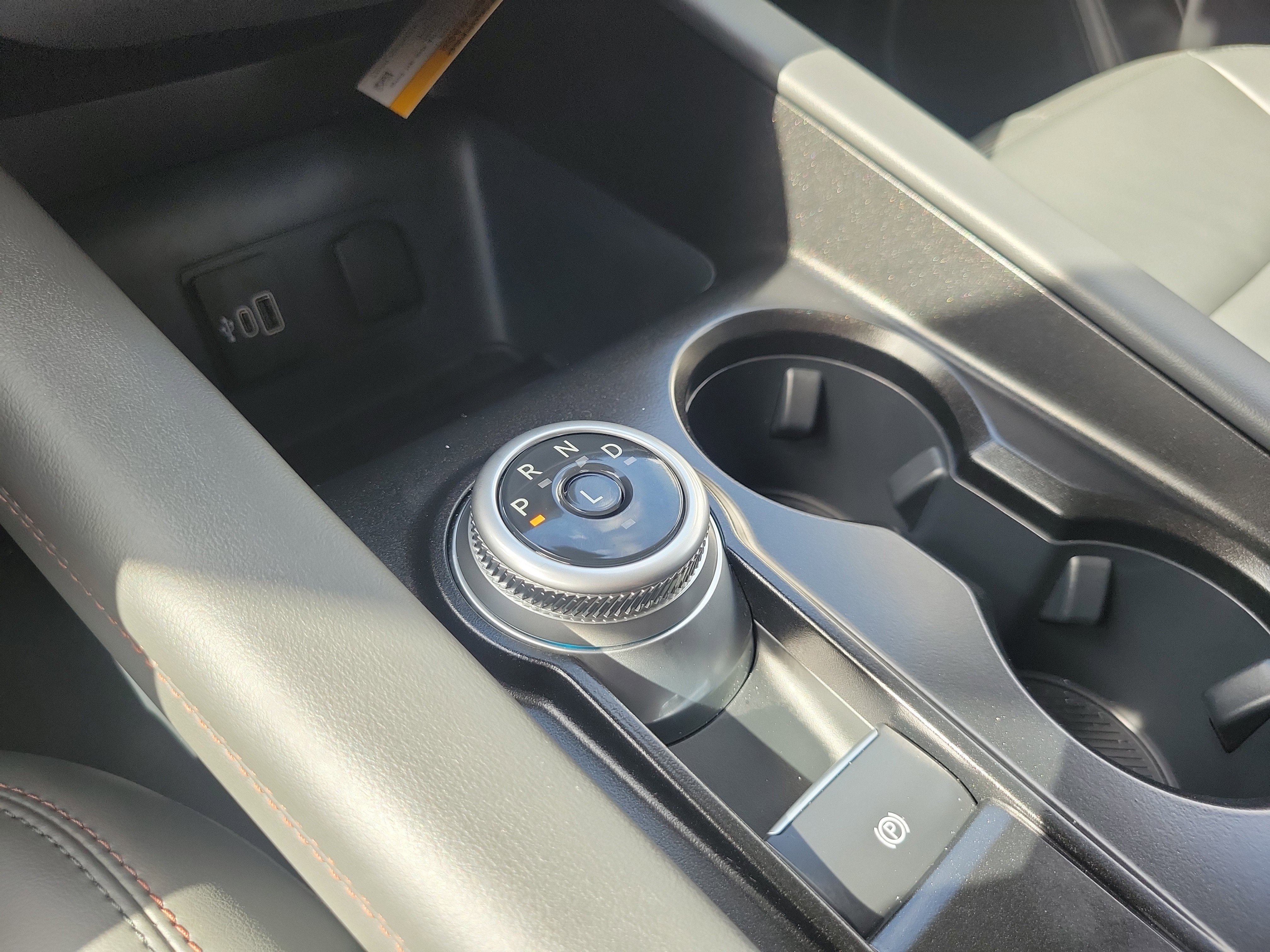 Used 2026 Ford Explorer Active w/ Active Comfort Package image 22