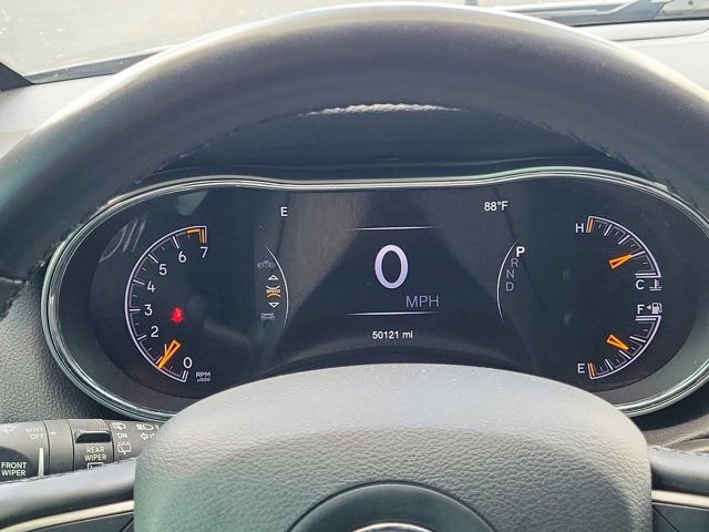 Used 2021 Jeep Grand Cherokee Laredo image 22