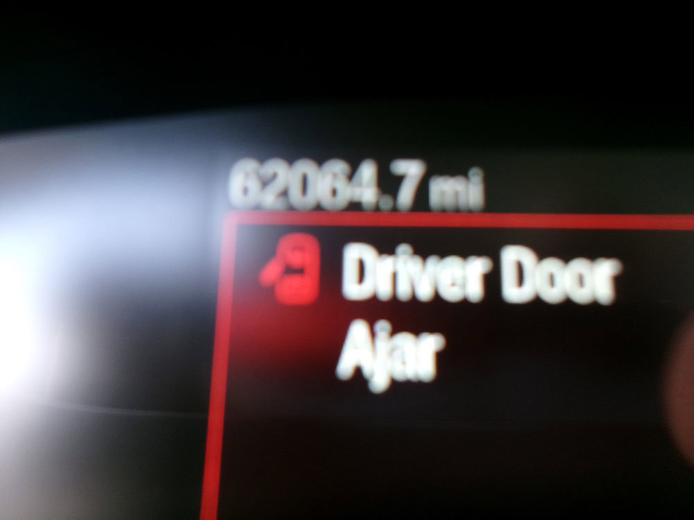 Used 2020 Ford Escape SEL image 23