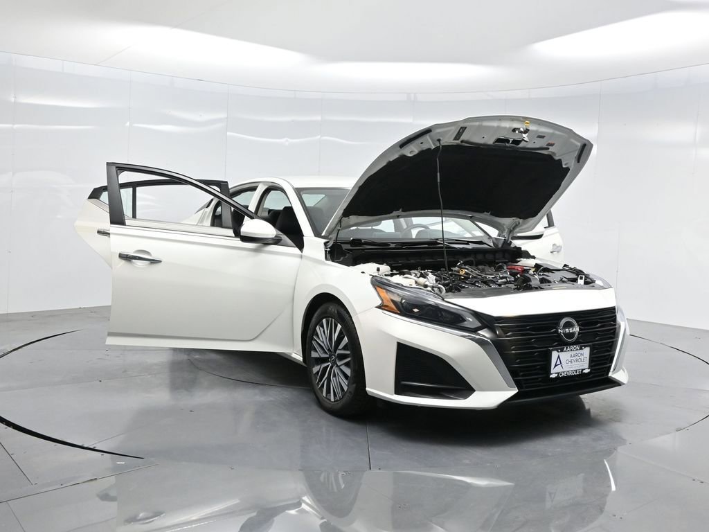 Used 2023 Nissan Altima 2.5 SV image 48