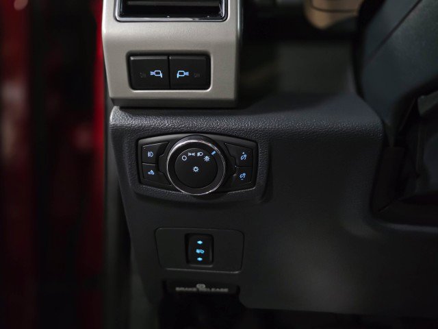 Used 2022 Ford F250 Lariat w/ Lariat Value Package image 29