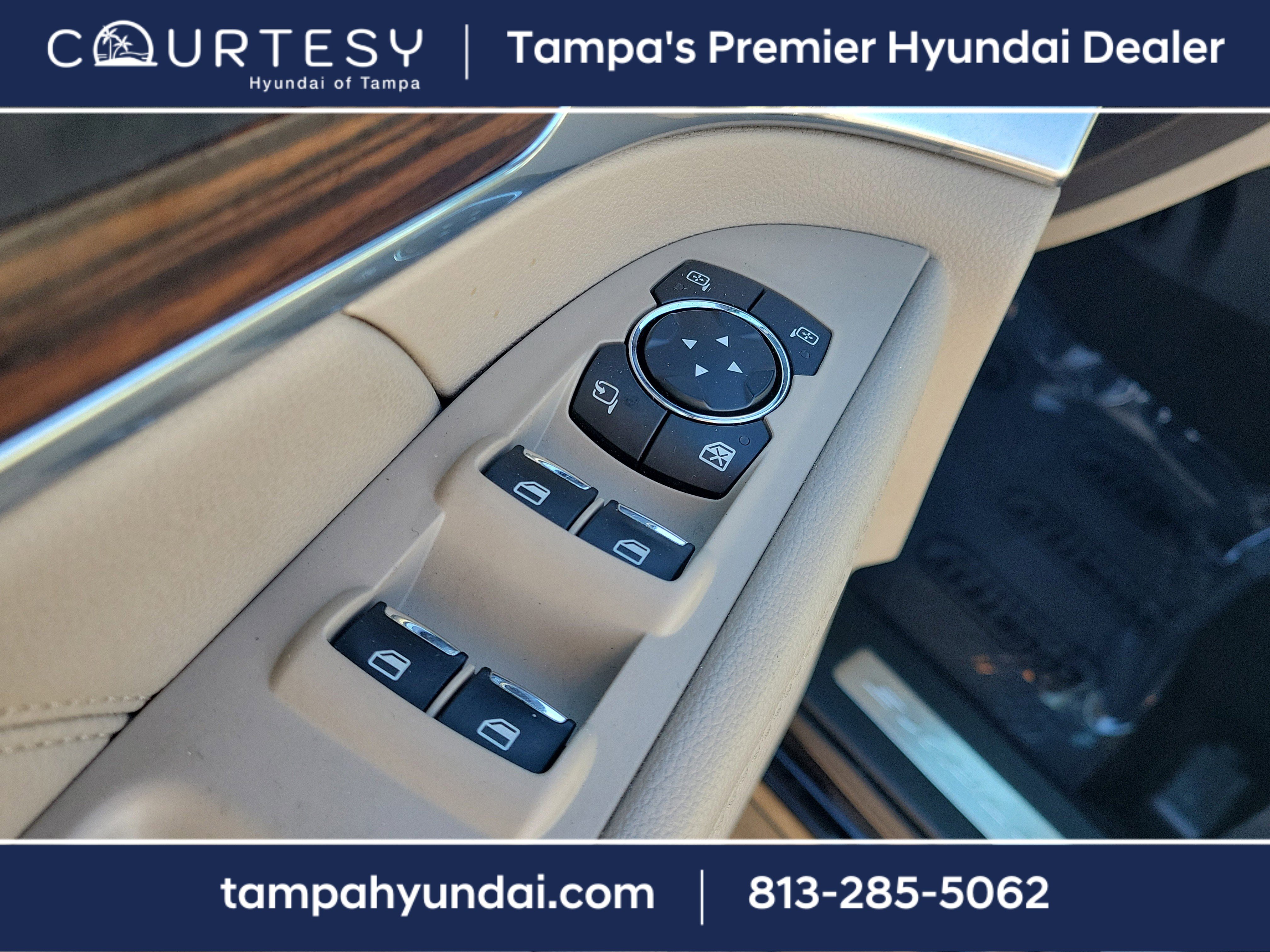 Used 2019 Ford Explorer Limited w/ Class III Trailer Tow Package image 21