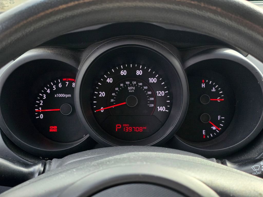 Used 2010 Kia Soul + w/ Audio Pkg image 27