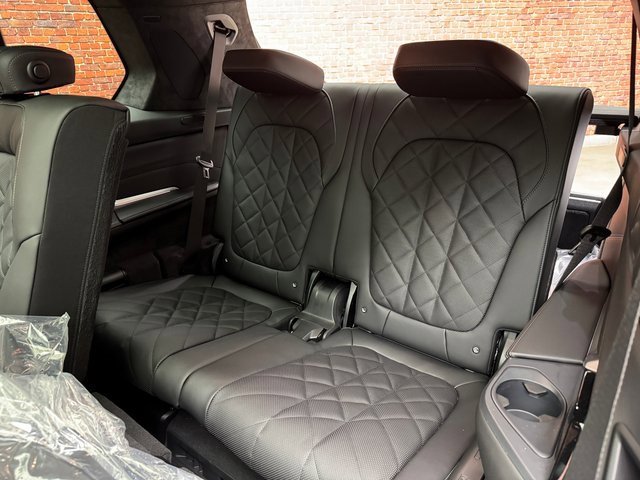 Used 2026 BMW X7 xDrive40i image 24