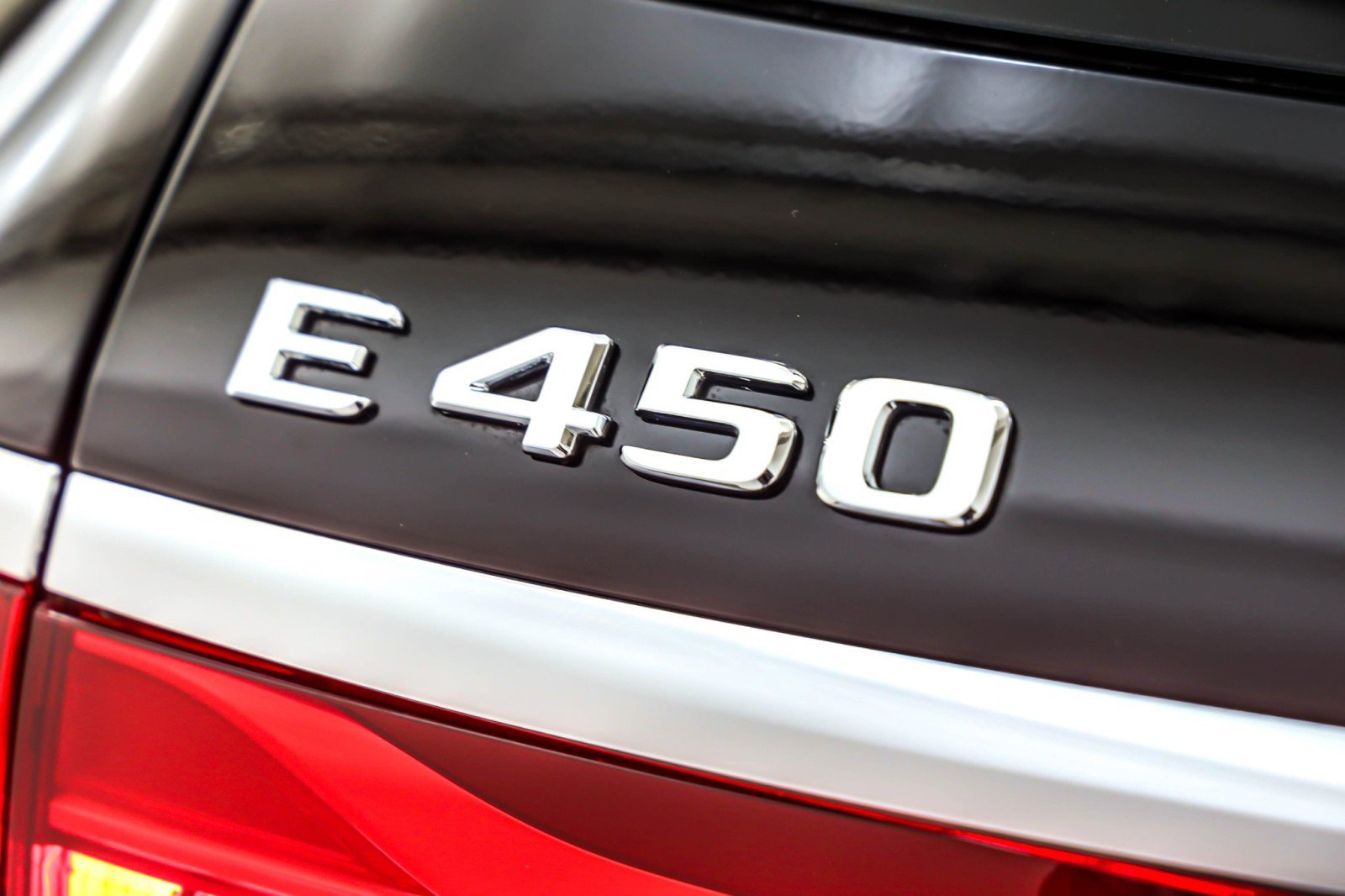 Certified 2022 Mercedes-Benz E 450 4MATIC All-Terrain Wagon image 10