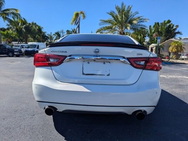 Used 2018 Nissan Maxima SR image 5