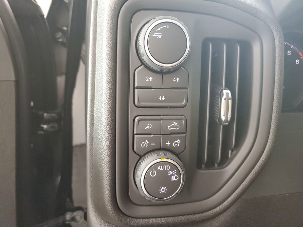 New 2026 Chevrolet Silverado 2500 Custom w/ Custom Value Package image 25