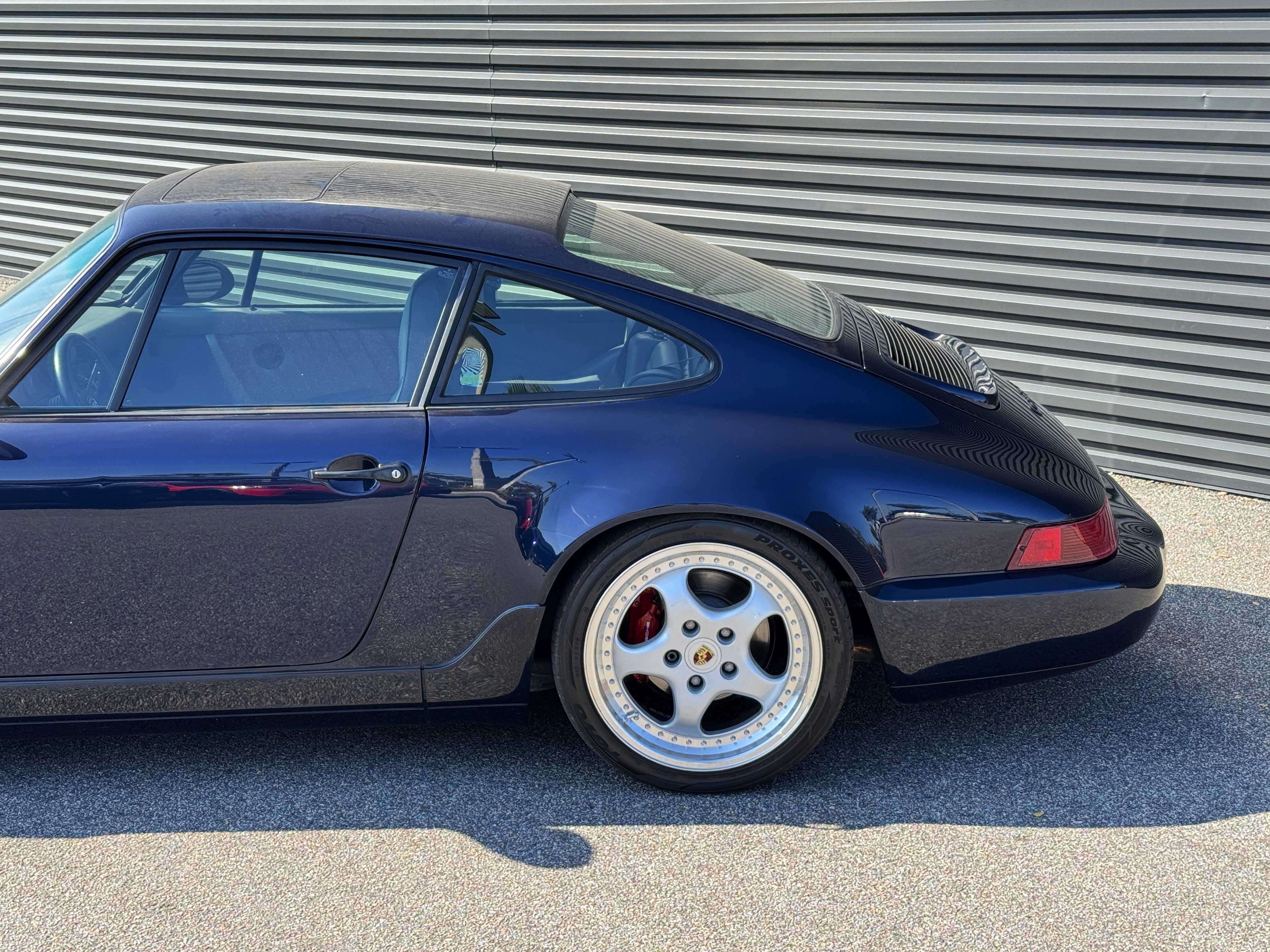Used 1992 Porsche 911 Carrera image 9